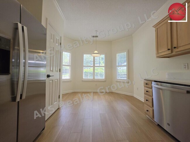 Building Photo - 158 Sugar Dr