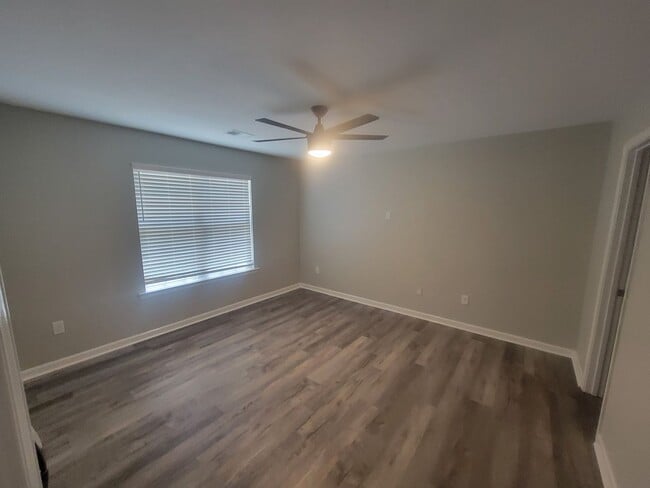 Building Photo - 1209 Bison Way