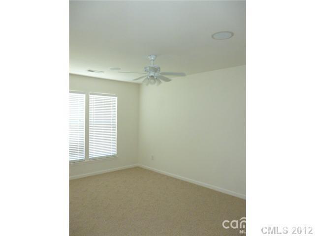 Building Photo - 2612 Sunberry Ln NW