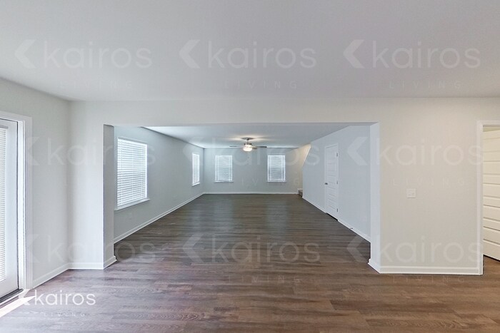 Building Photo - 201 Redwood Ct
