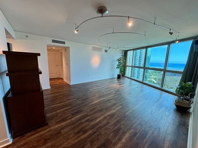 Building Photo - 2 bedroom unit w/ ocean views at Koolani!