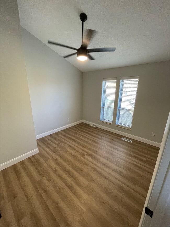 Building Photo - 6609 Northern Rd