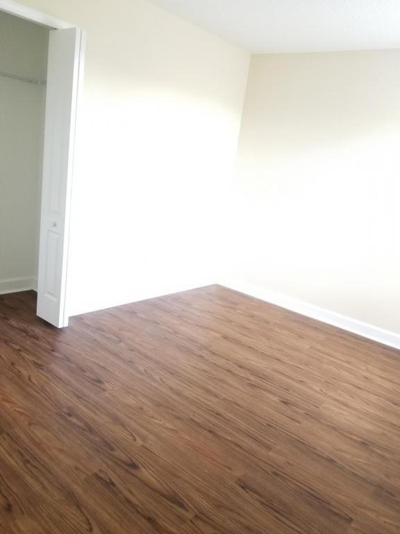 Building Photo - 15030 Evergreen Oak Loop