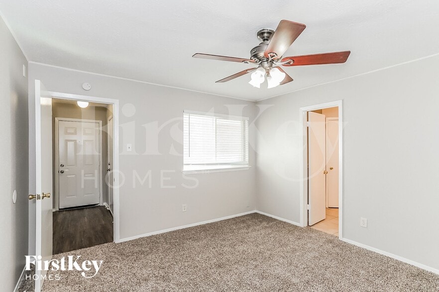 Building Photo - 3007 Becket St