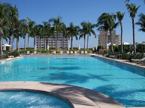 Building Photo - 1425 Brickell Ave