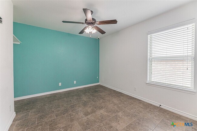 Building Photo - 3801 Appalachian Trl