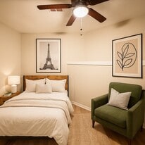 Building Photo - 129 Lester Rd NW