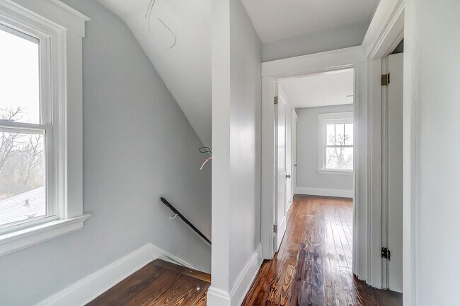 Building Photo - Three Bedroom Home in Covington!