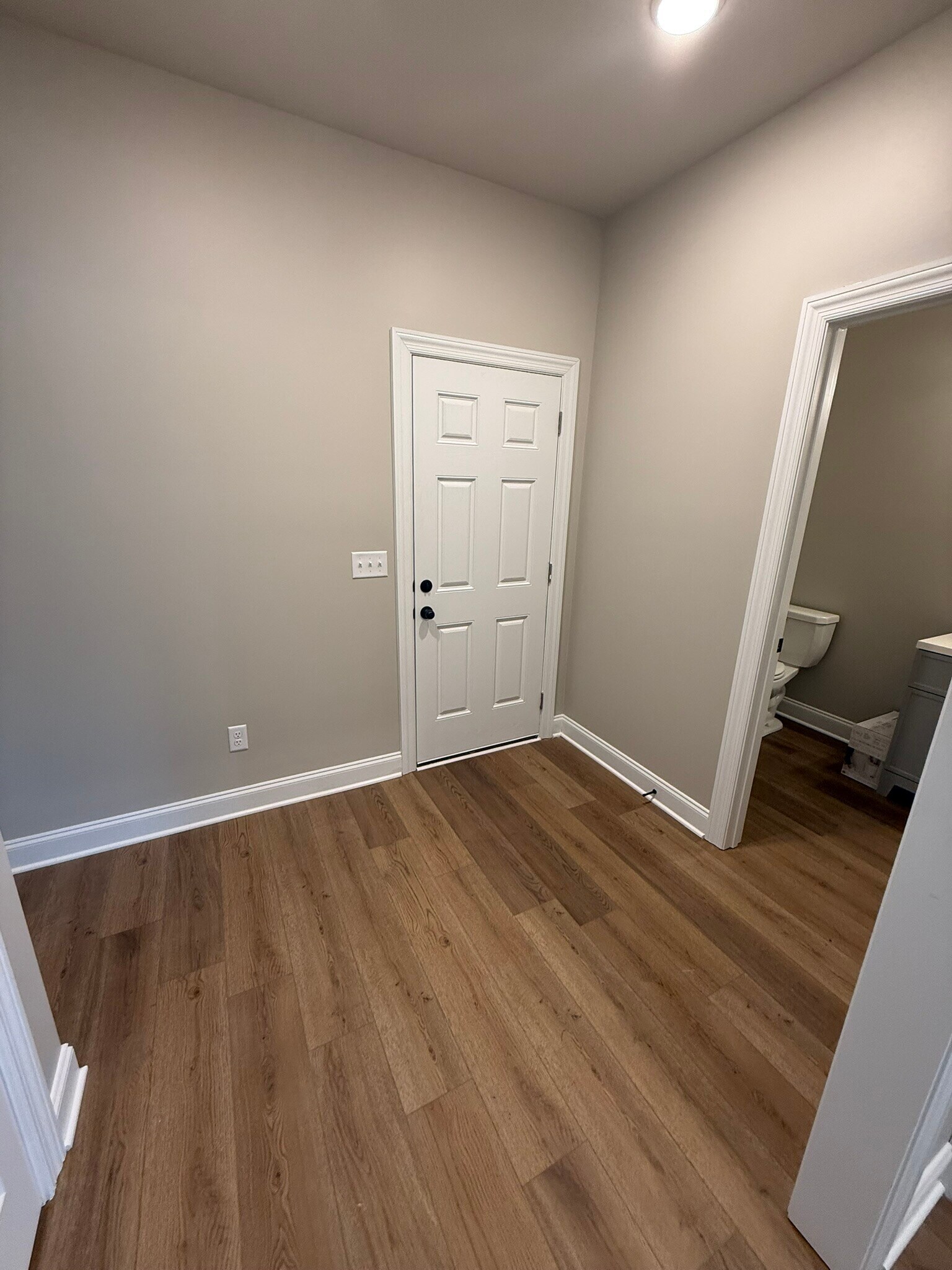 Building Photo - 713 Ewing Blvd