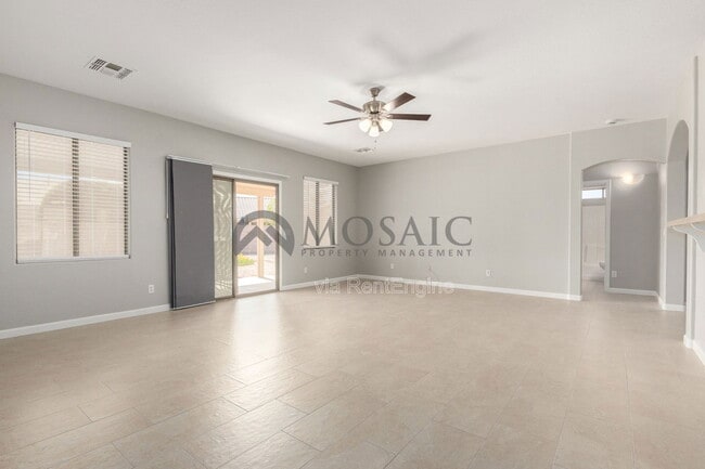 Building Photo - 1245 E Waterview Pl