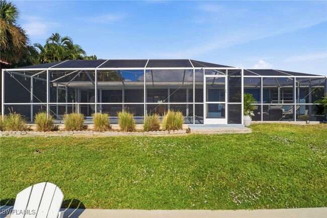 Building Photo - 2211 Bayview Rd