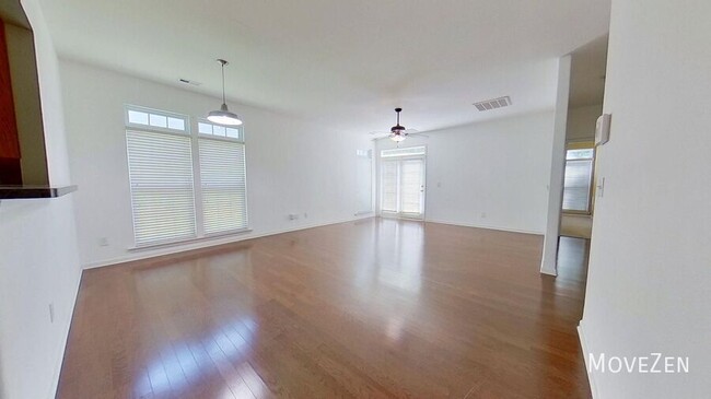 Building Photo - 5932 Hollow Wood Ct