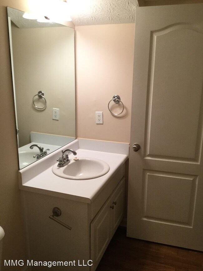 Building Photo - 4 br, 3 bath House - 339 Jefferson Walk Ci...