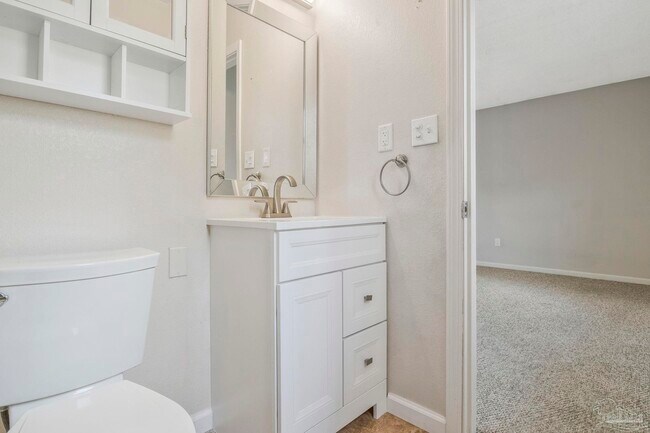 Building Photo - 2325 Merle Cir