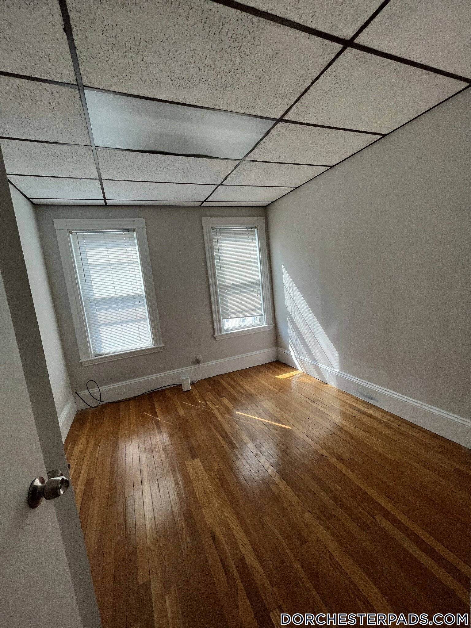 Building Photo - 26-28 Harbor View St.