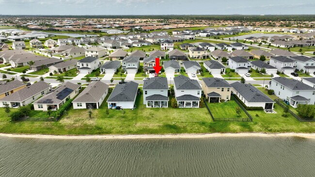 Building Photo - 10916 SW Robbia Way