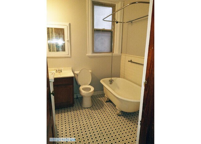 Building Photo - 3227 Jefferson Ave