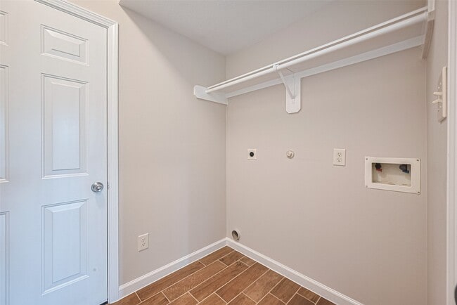Building Photo - 20834 Avery Cove Ln