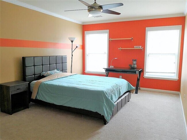 Building Photo - 3330 Gables Ct