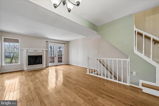 Building Photo - 2002 Derby Ridge Ln