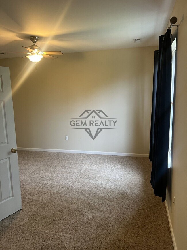 Building Photo - 6507 Hot Spring Ln