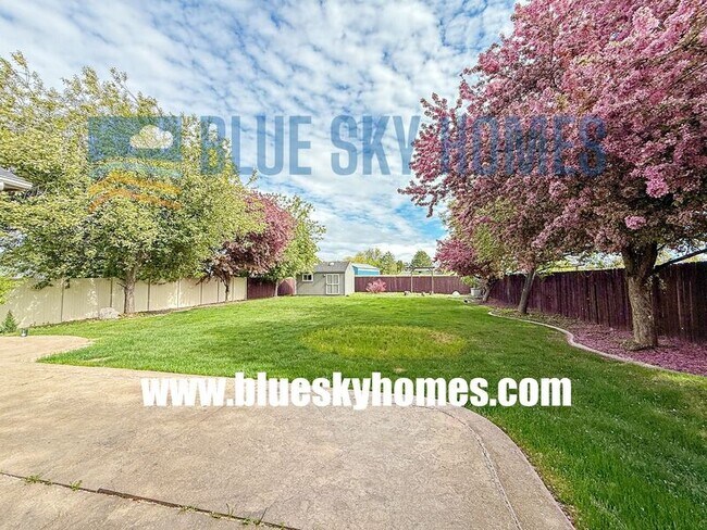 Building Photo - 8480 W Harmonica Way