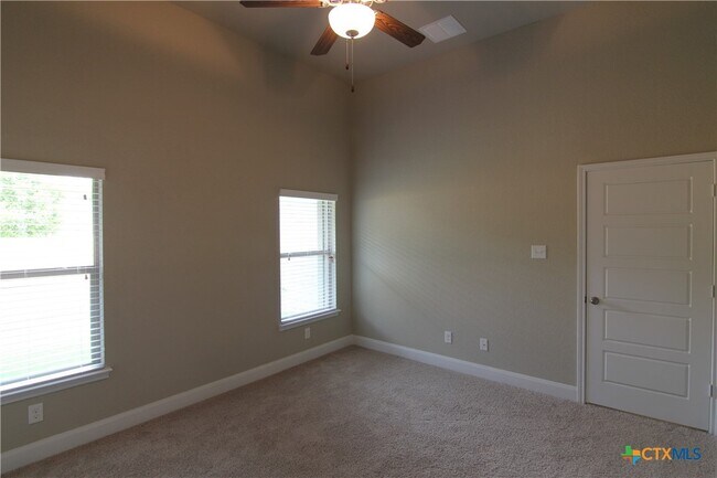 Building Photo - 1259 FM306
