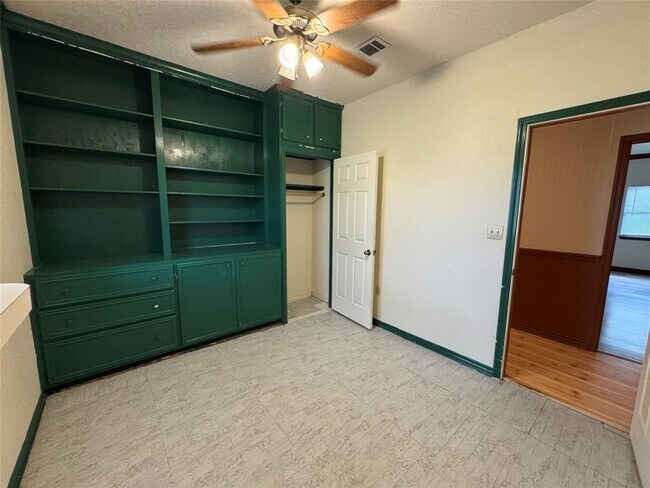 Building Photo - 5054 Old Goforth Rd