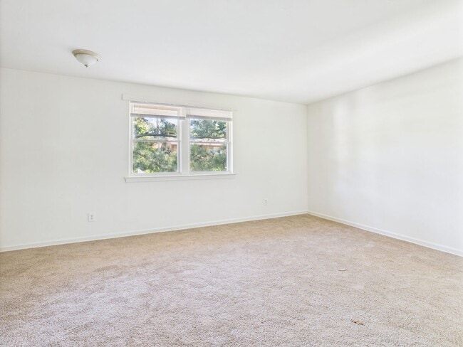 Interior Photo - Edgewood Apartments