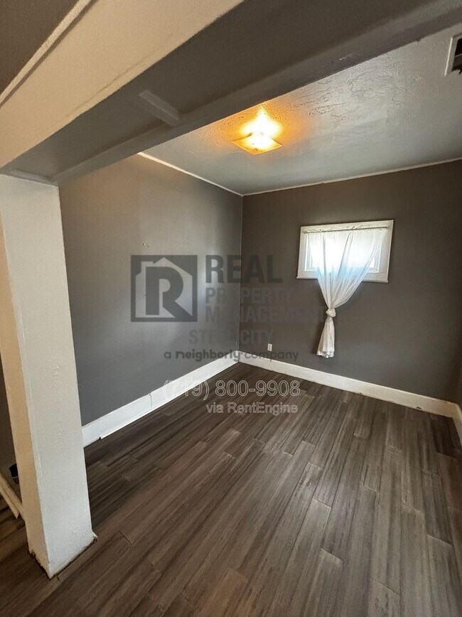 Building Photo - 1803 Spruce St