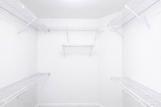 Building Photo - 7714 Northfield Ln