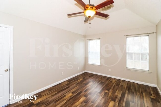 Building Photo - 1097 Red Fern Cir W