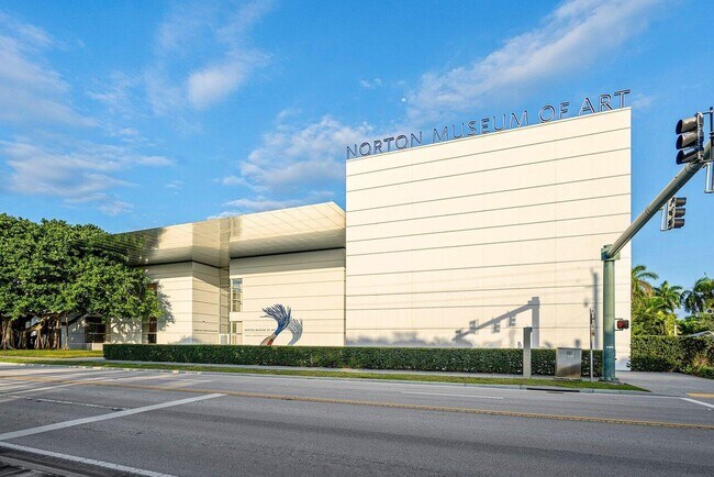 Building Photo - 550 Okeechobee Blvd