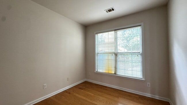 Building Photo - 3695 Fedorite Walk