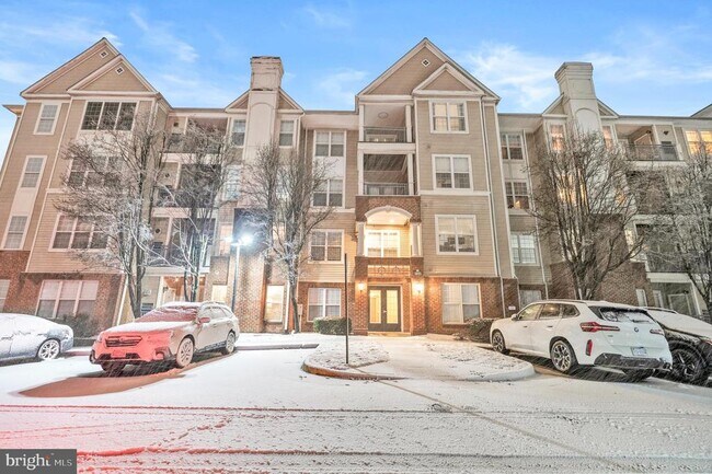 Building Photo - 3015 Nicosh Cir