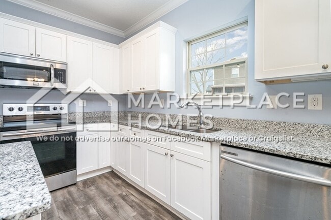 Building Photo - 144 Laurel Way