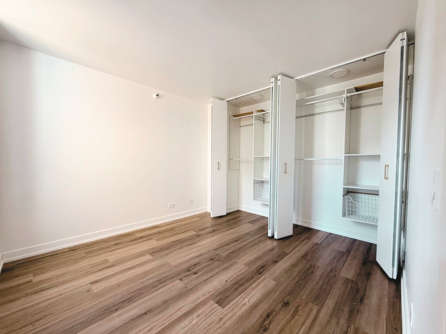 Bedroom - 3660 N Lake Shore Dr