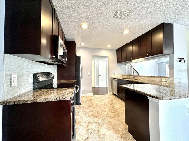 Building Photo - 1116 Timberbend Cir