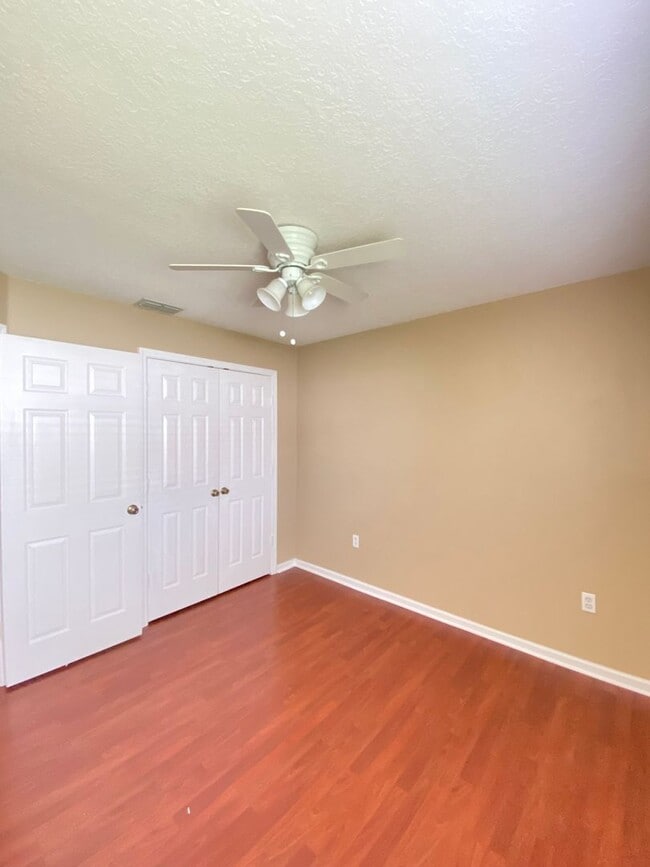 Building Photo - 4 bd/ 2 ba Single Family Home in Kissimmee near the Loop