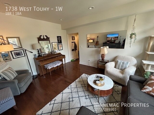Building Photo - 1738 West Touhy-1W