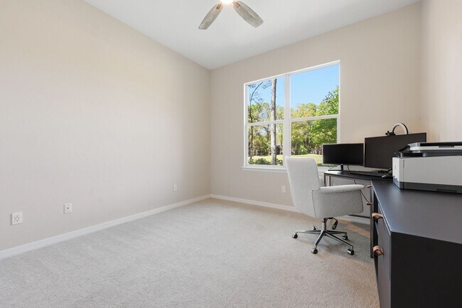Building Photo - Luxury Golf Course Living in Haile Plantation | Fully Renovated 4BR Home in Gainesville