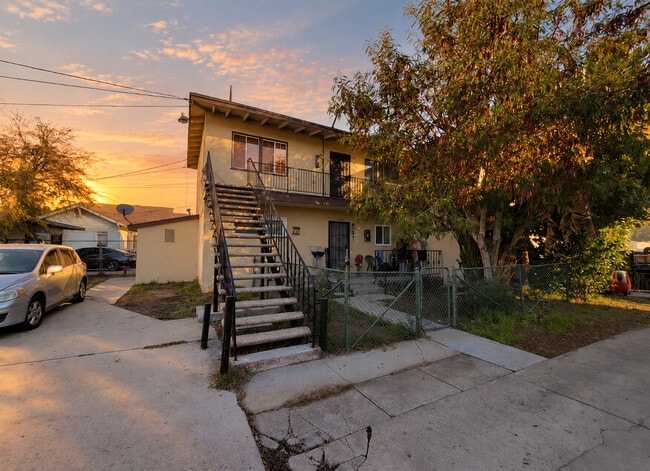 Building Photo - 751 S Towne Ave