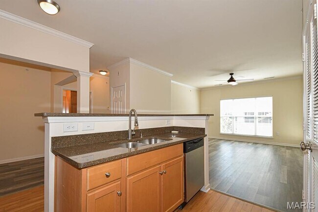 Building Photo - 1270 Strassner Dr