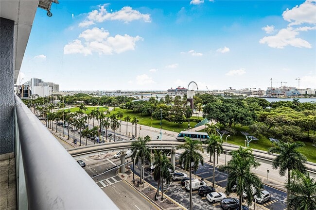 Building Photo - 50 Biscayne Blvd