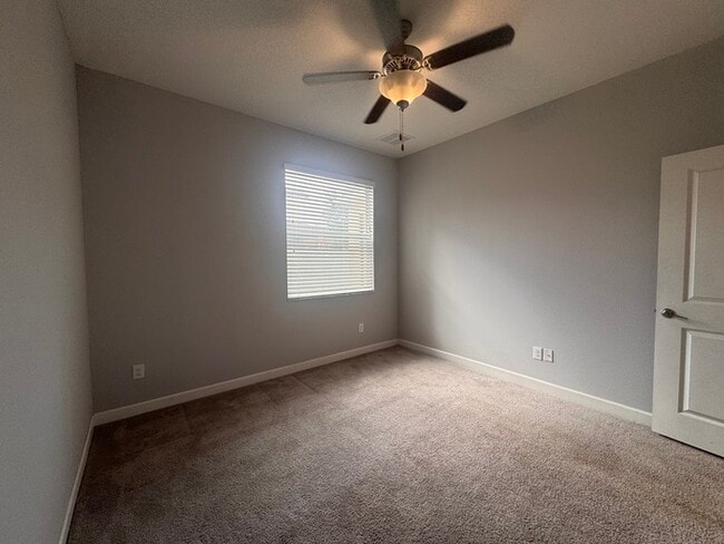 Building Photo - 4 Bedroom/3 Bathroom Enclave at Terra Bella