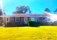 Building Photo - 4025 Acacia Dr