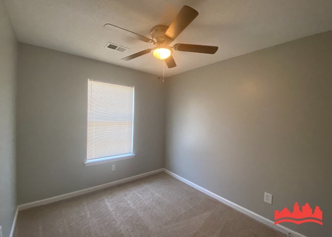 Building Photo - 3930 Chelsea Hill Dr