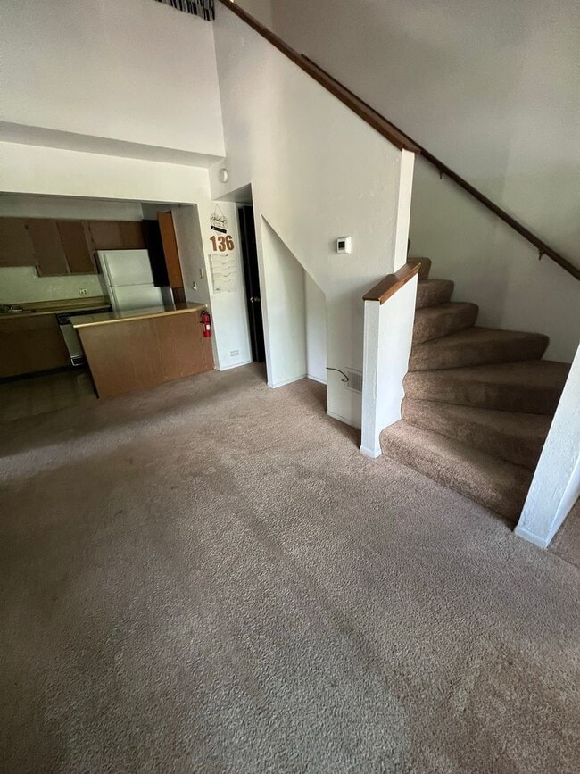 Building Photo - ADJACENT TO NAU: University Meadows-2 Bed/...