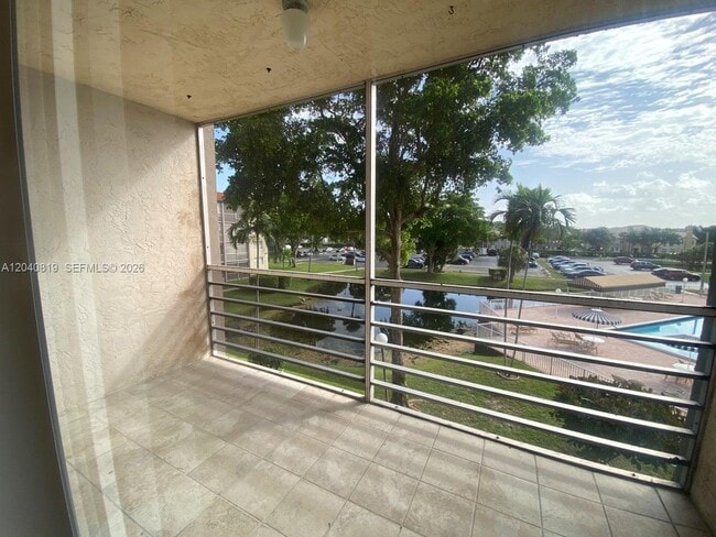 Building Photo - 1810 SW 81st Ave