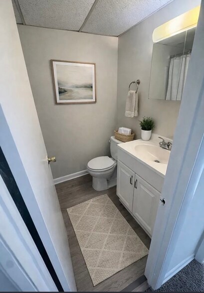 Building Photo - 216 N Monroe St